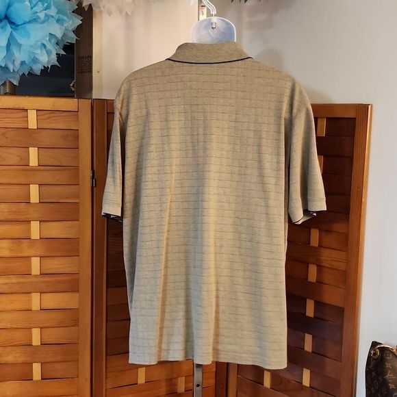 Haggar brand Men's shirt - Picture 4 of 9